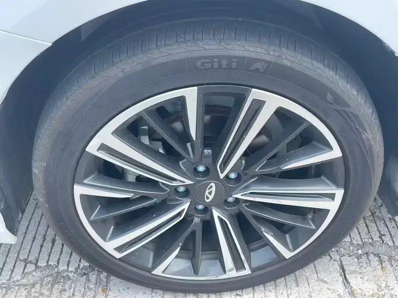 Chery Arrizo 8 PRO 2025 1.6T DCT Luxury Edition — миниатюра 11