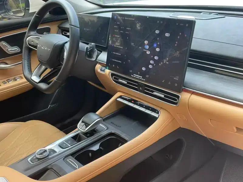 Chery Arrizo 8 PRO 2025 1.6T DCT Luxury Edition — миниатюра 12