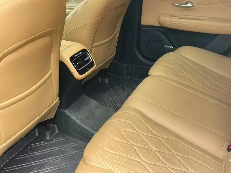 Chery Arrizo 8 PRO 2025 1.6T DCT Luxury Edition — миниатюра 15