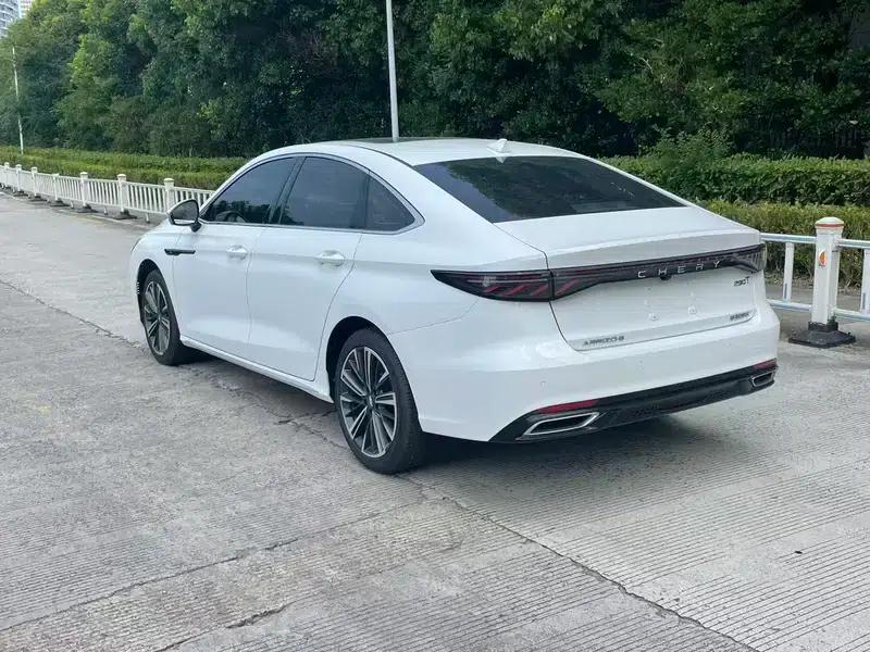 Chery Arrizo 8 PRO 2025 1.6T DCT Luxury Edition — миниатюра 4