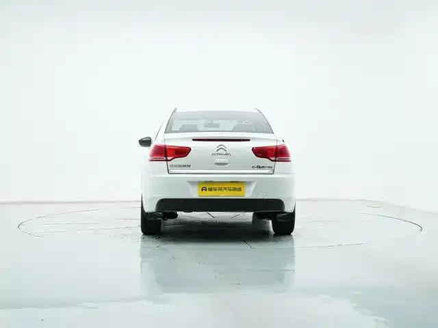 Sega 2014 VTS Edition 1.6L Automatic Premium Model — миниатюра 2