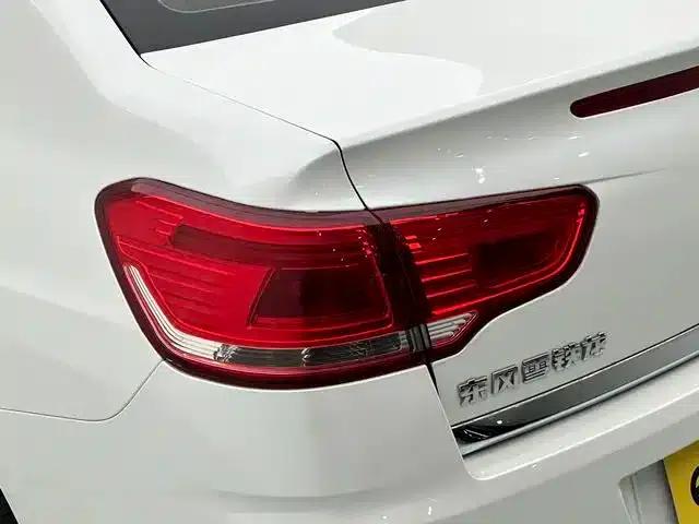 Sega 2014 VTS Edition 1.6L Automatic Premium Model — миниатюра 13