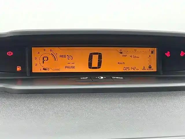 Sega 2014 VTS Edition 1.6L Automatic Premium Model — миниатюра 8