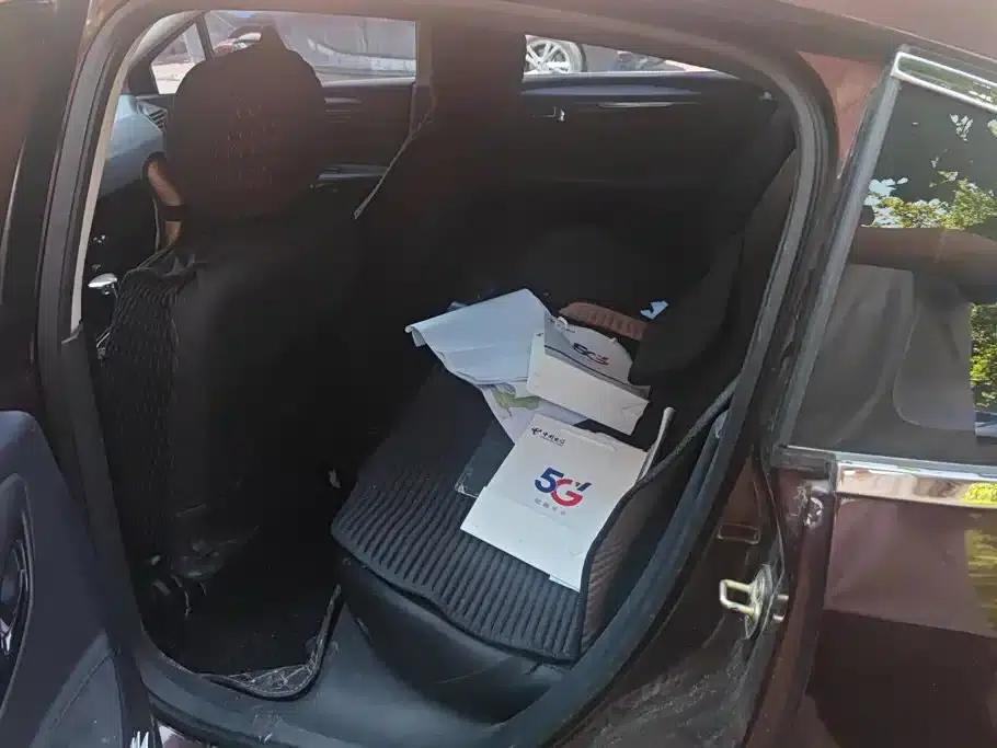 Citroën C4 2013 Sedan 2.0L Automatic Premium Edition — миниатюра 11
