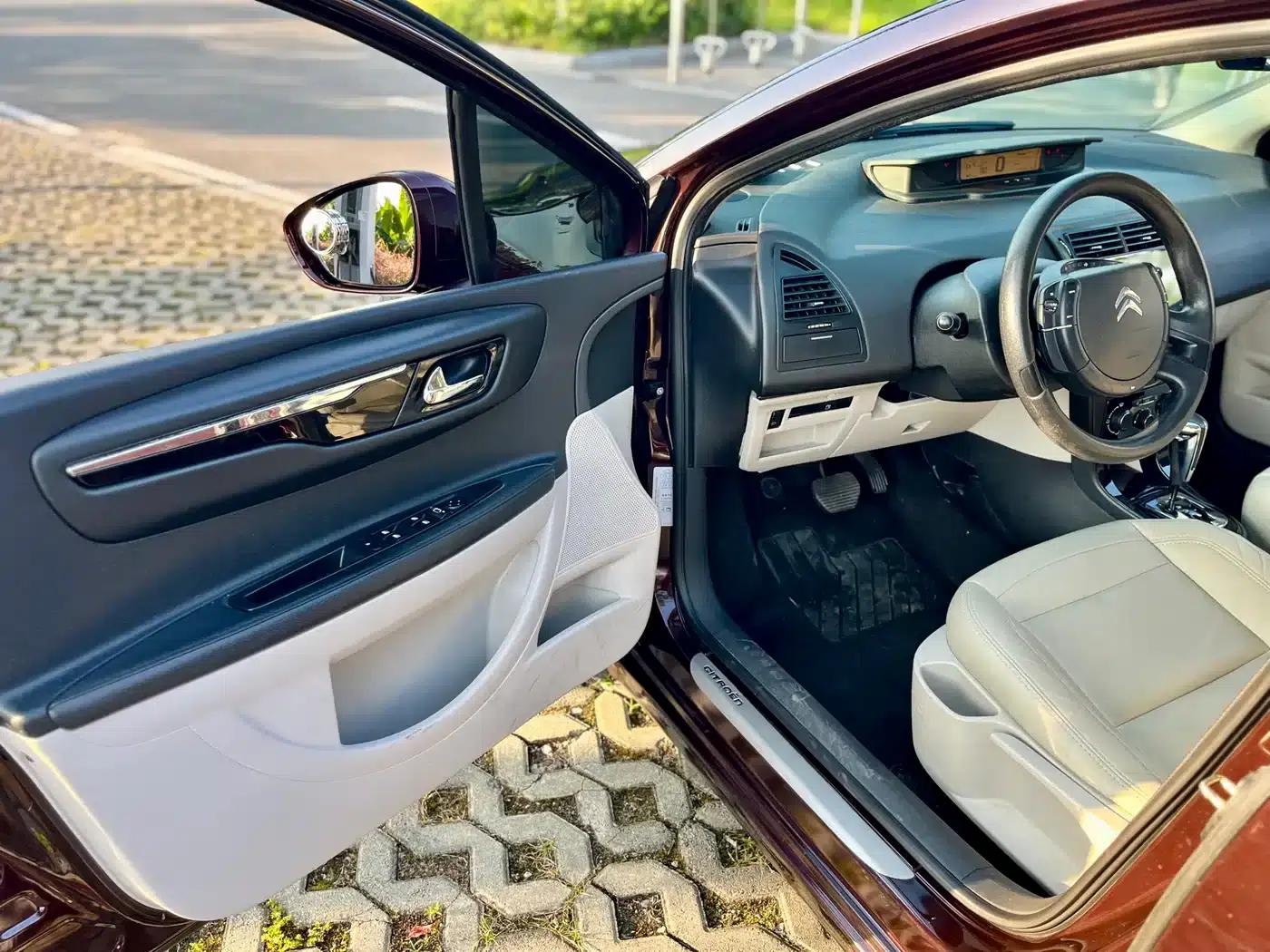 Citroën C4 2014 VTS 1.6L Automatic Premium Edition — миниатюра 11