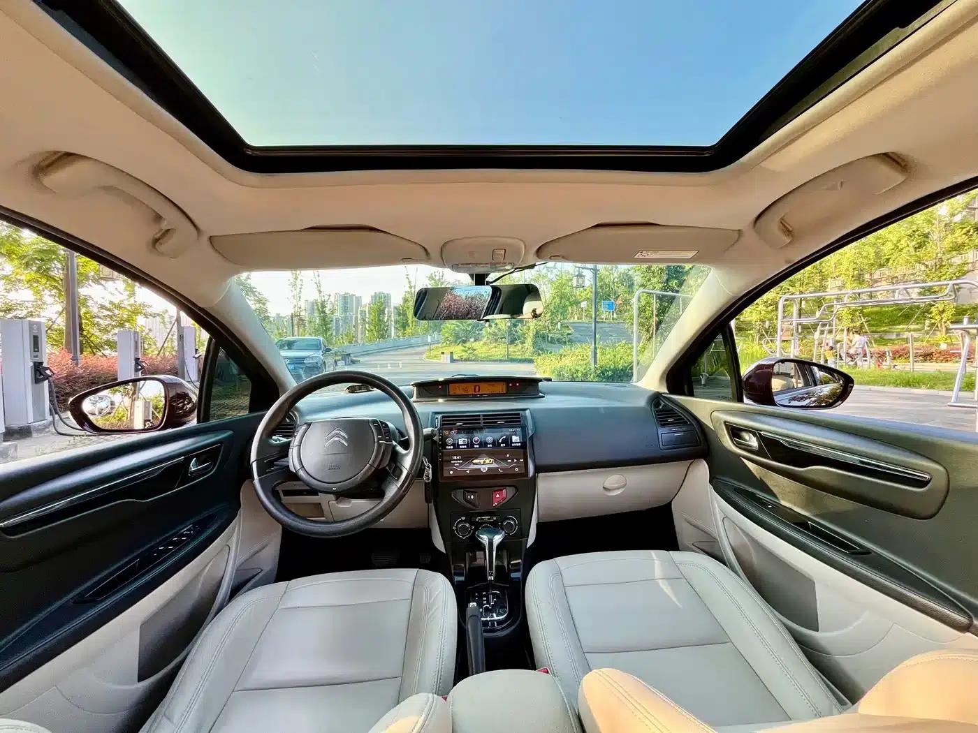 Citroën C4 2014 VTS 1.6L Automatic Premium Edition — миниатюра 6