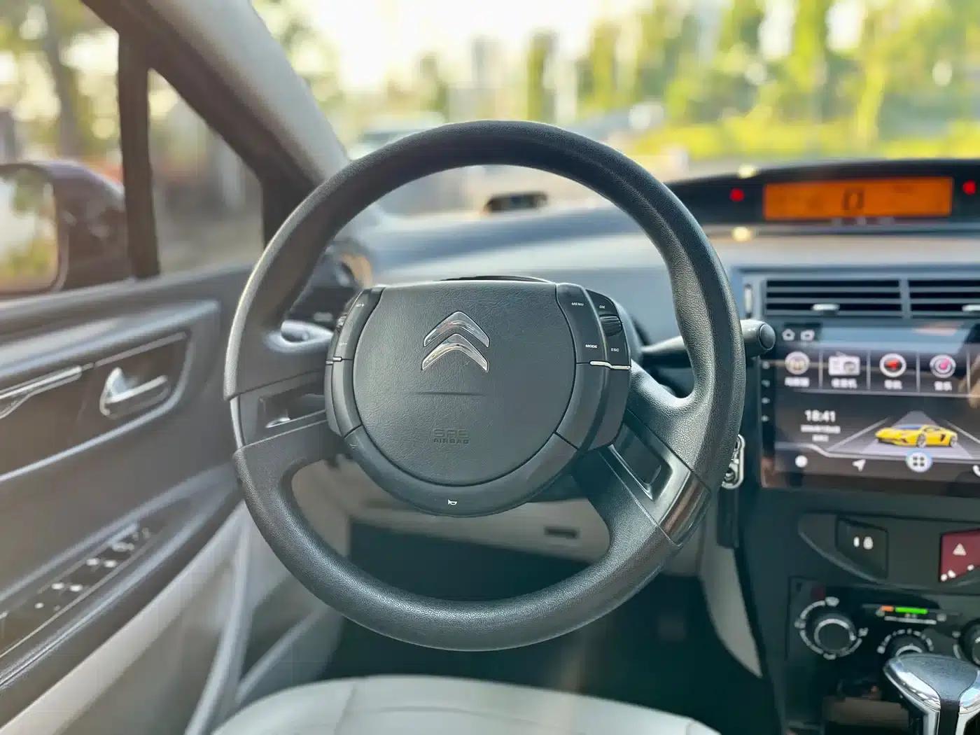 Citroën C4 2014 VTS 1.6L Automatic Premium Edition — миниатюра 8