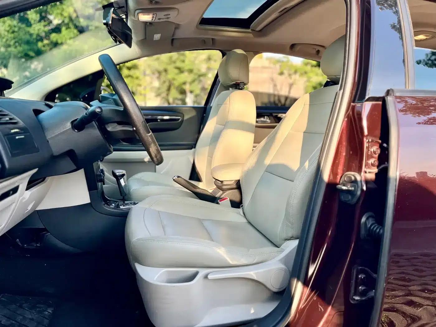 Citroën C4 2014 VTS 1.6L Automatic Premium Edition — миниатюра 10