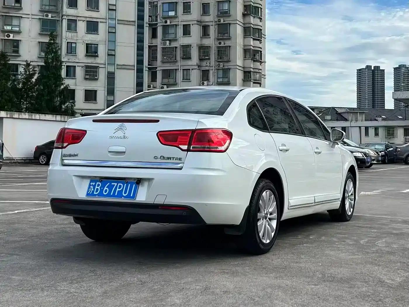 Citroën C4 2013 Sedan 1.6L Automatic Premium Edition — миниатюра 8