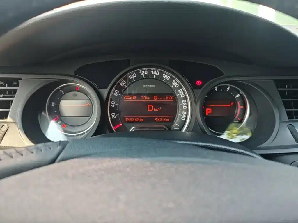 Citroën C5 2014 2.0L Automatic Premium Edition — миниатюра 12