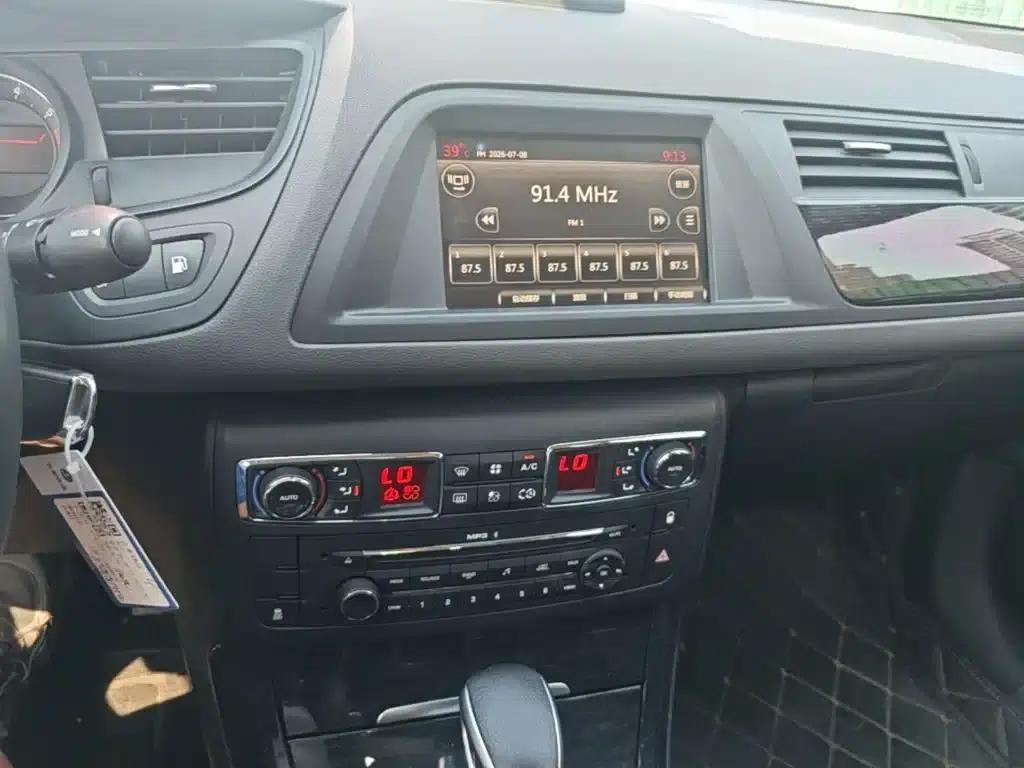 Citroën C5 2014 2.0L Automatic Premium Edition — миниатюра 13