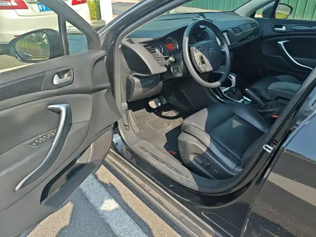 Citroën C5 2014 2.0L Automatic Premium Edition — миниатюра 16