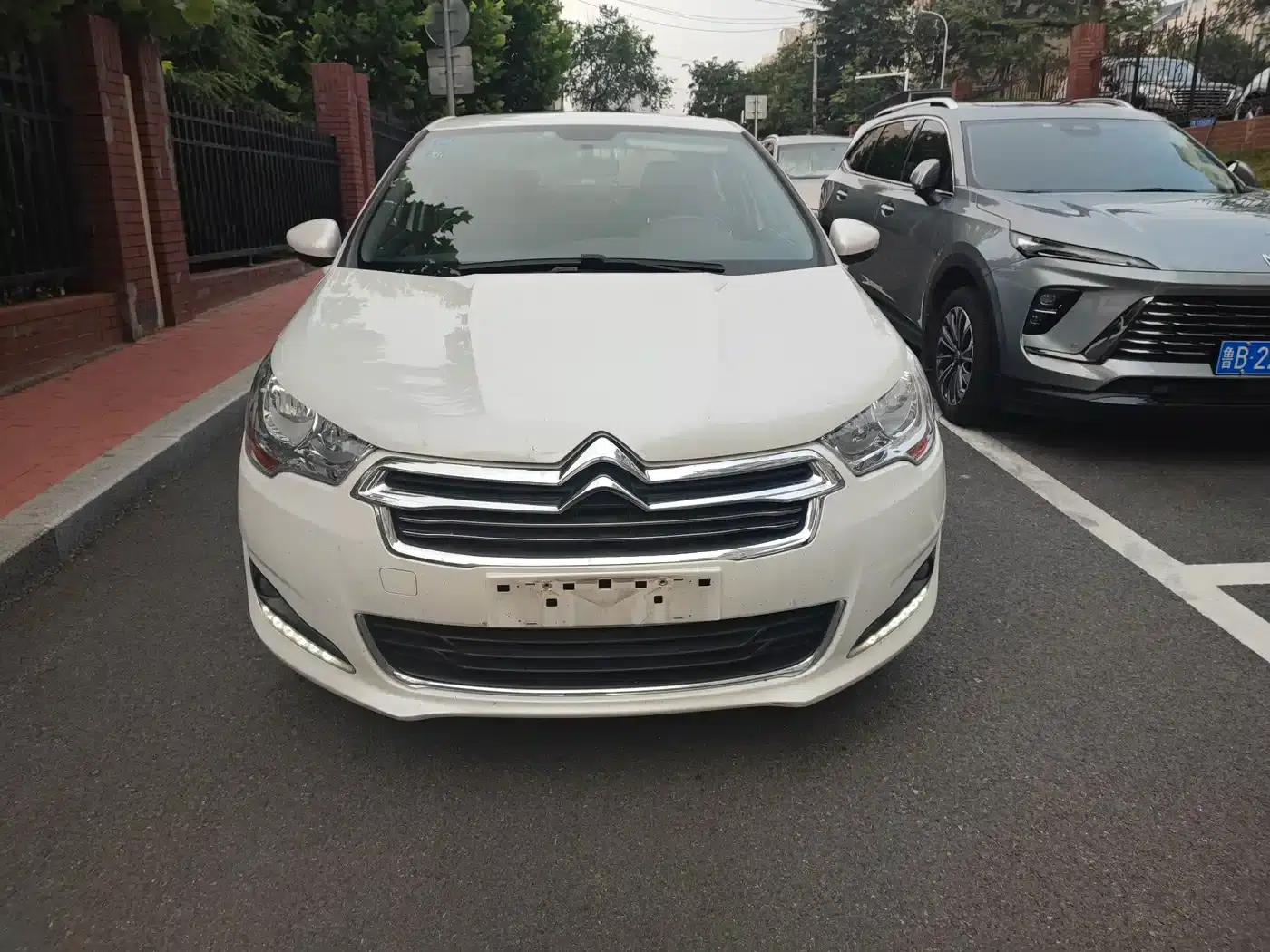 Citroën C4L 2015 1.8L Automatic Luxury Edition — миниатюра 3