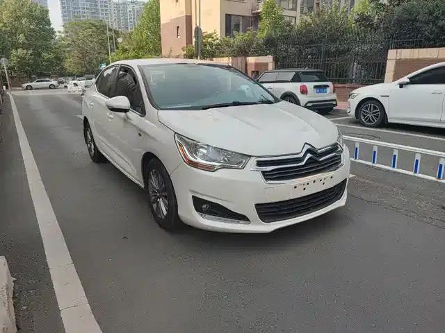 Citroën C4L 2015 1.8L Automatic Luxury Edition