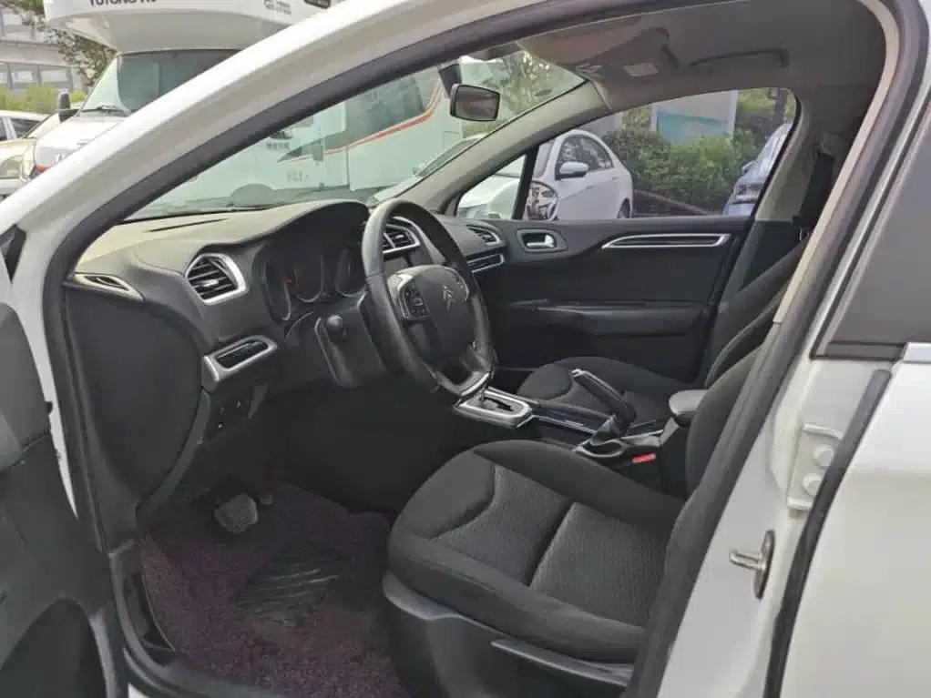 Citroën C4L 2014 1.8L Smart Drive Automatic Smart Edition — миниатюра 4