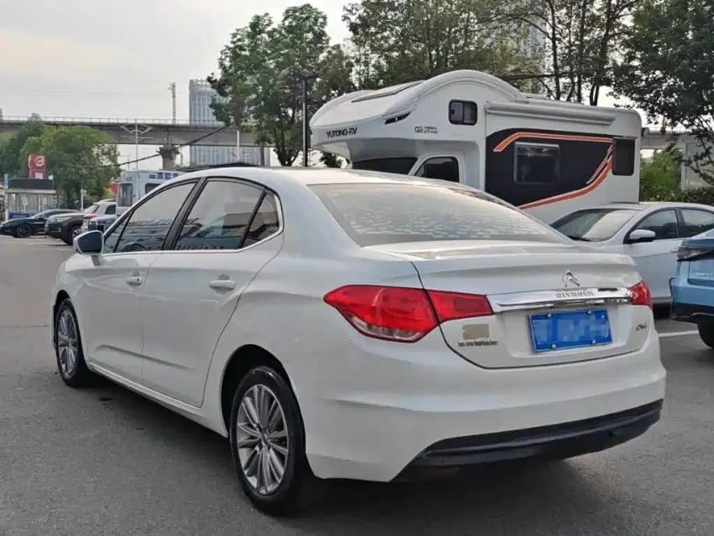 Citroën C4L 2014 1.8L Smart Drive Automatic Smart Edition — миниатюра 9
