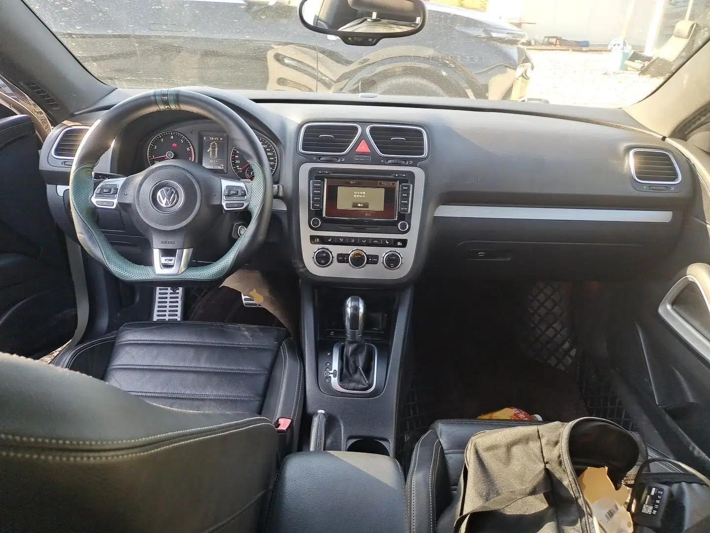 Volkswagen Scirocco 2011 2.0 TSI R-Line — миниатюра 9