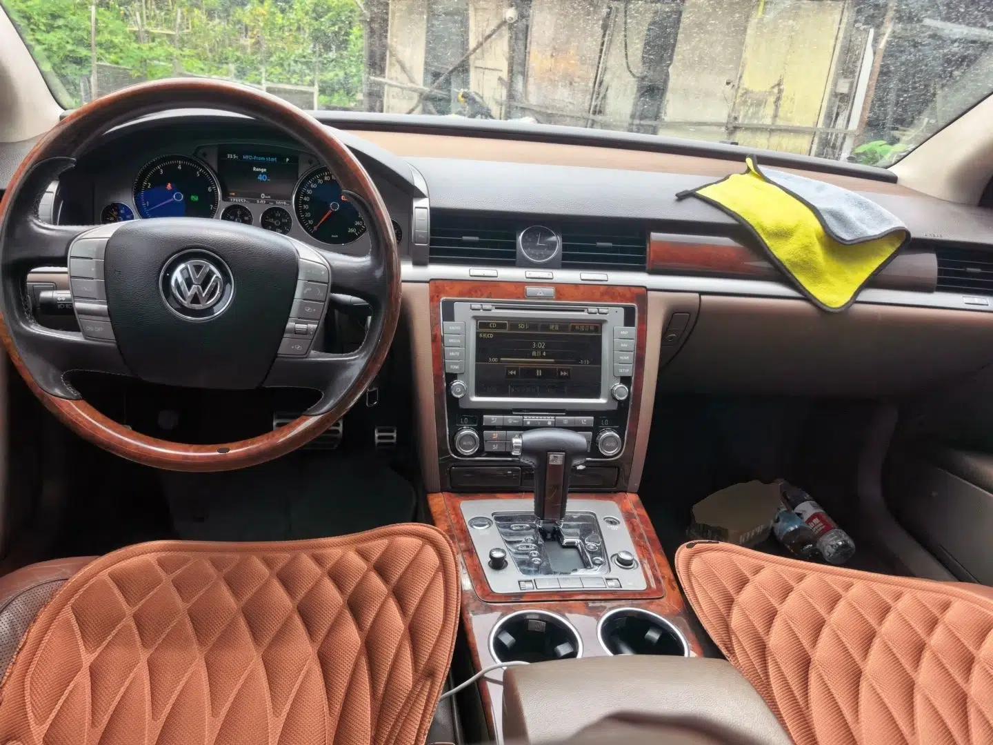 Volkswagen Phaeton 2011 3.6L V6 5-Seater Extended Comfort Version — миниатюра 9