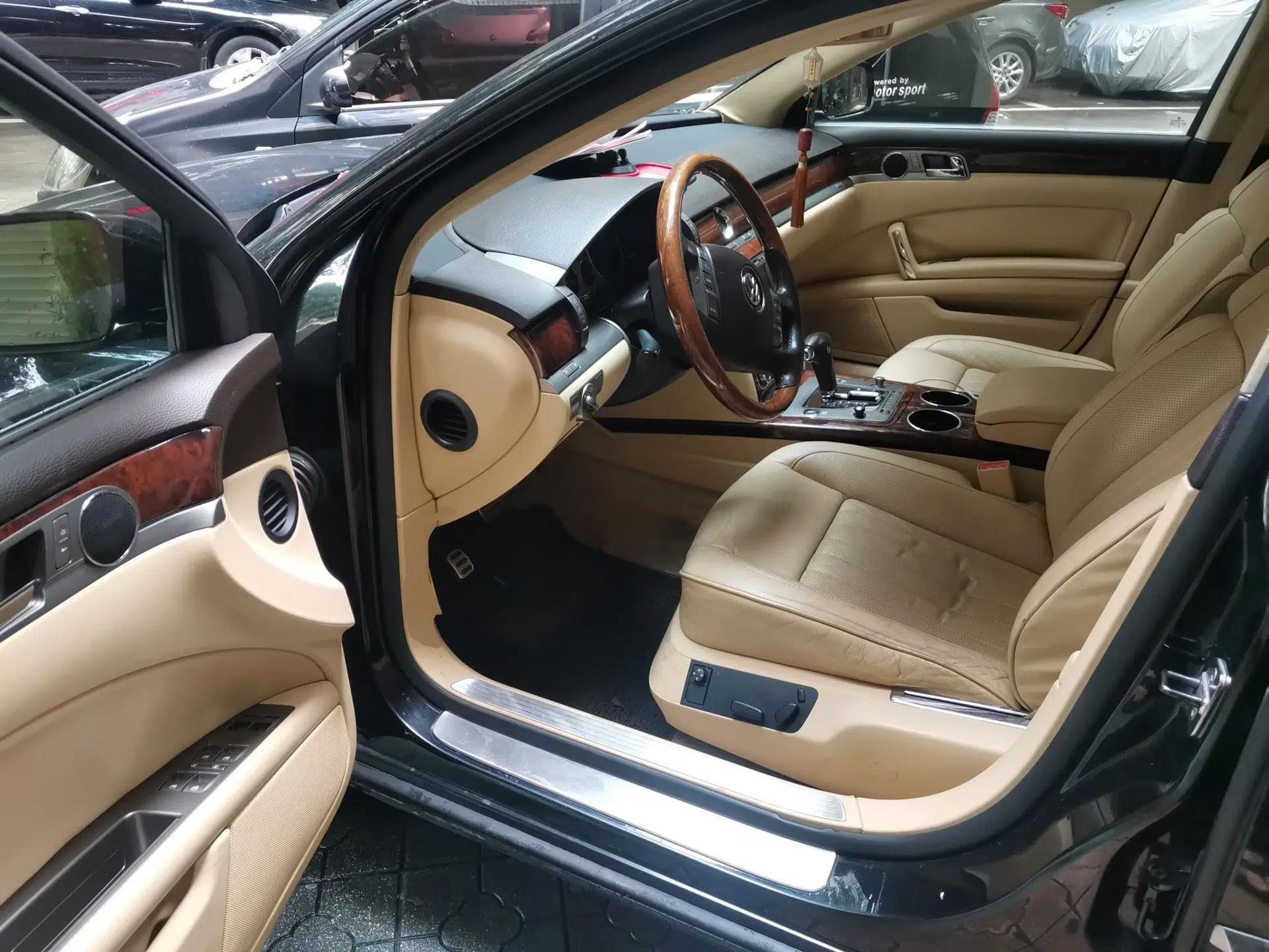 Volkswagen Phaeton 2011 3.6L V6 5-Seater Extended Comfort Version — миниатюра 16