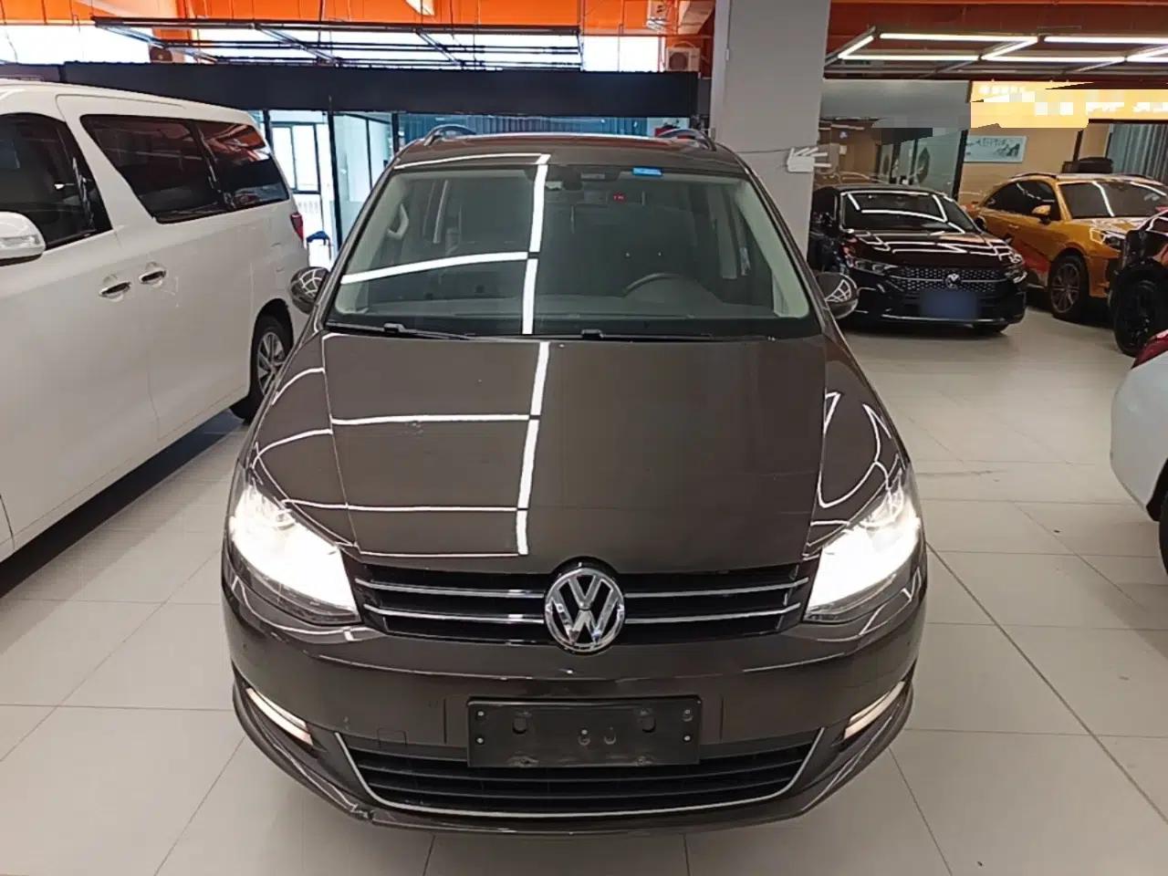 Volkswagen Sharan 2013 1.8TSI Standard Model — миниатюра 2