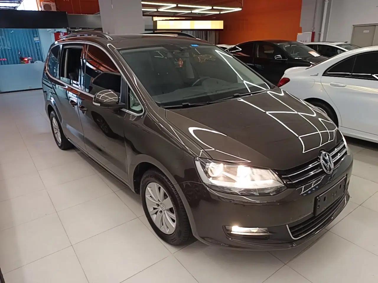 Volkswagen Sharan 2013 1.8TSI Standard Model — миниатюра 3