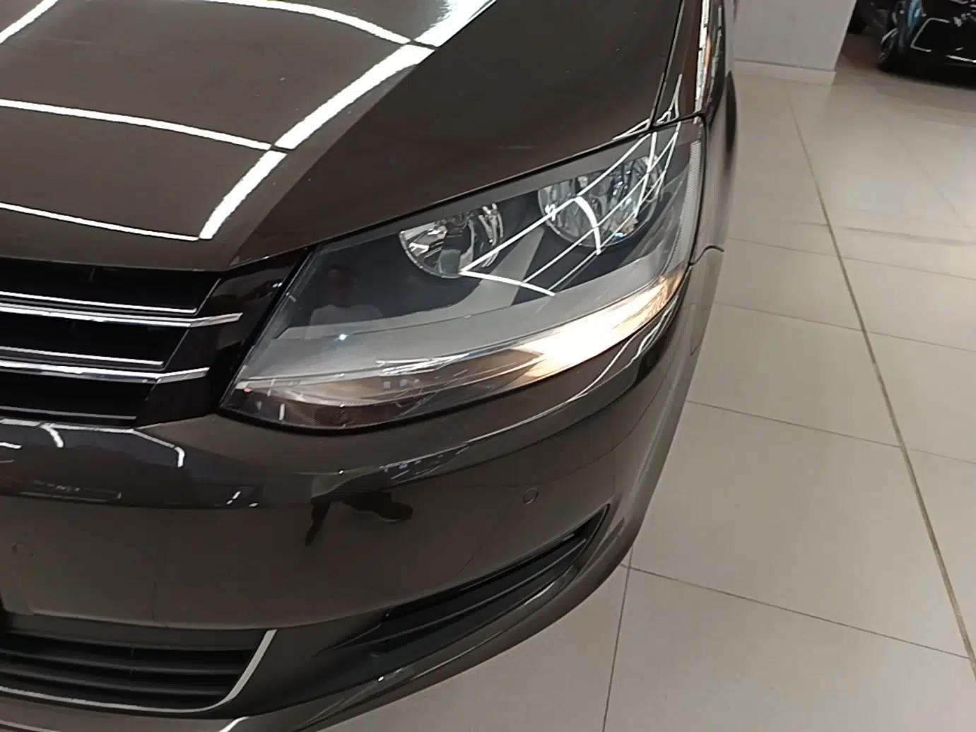 Volkswagen Sharan 2013 1.8TSI Standard Model — миниатюра 8