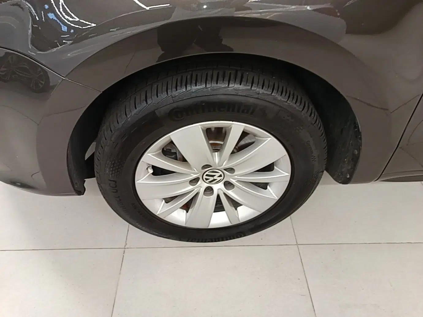 Volkswagen Sharan 2013 1.8TSI Standard Model — миниатюра 10