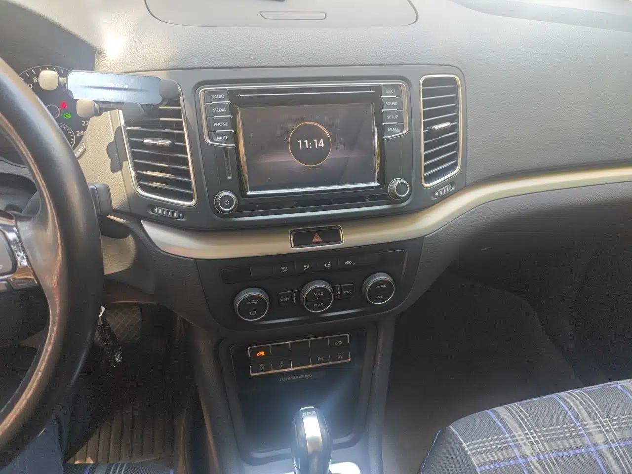 Volkswagen Sharan 2016 380TSI Comfort Edition 7-Seater — миниатюра 13