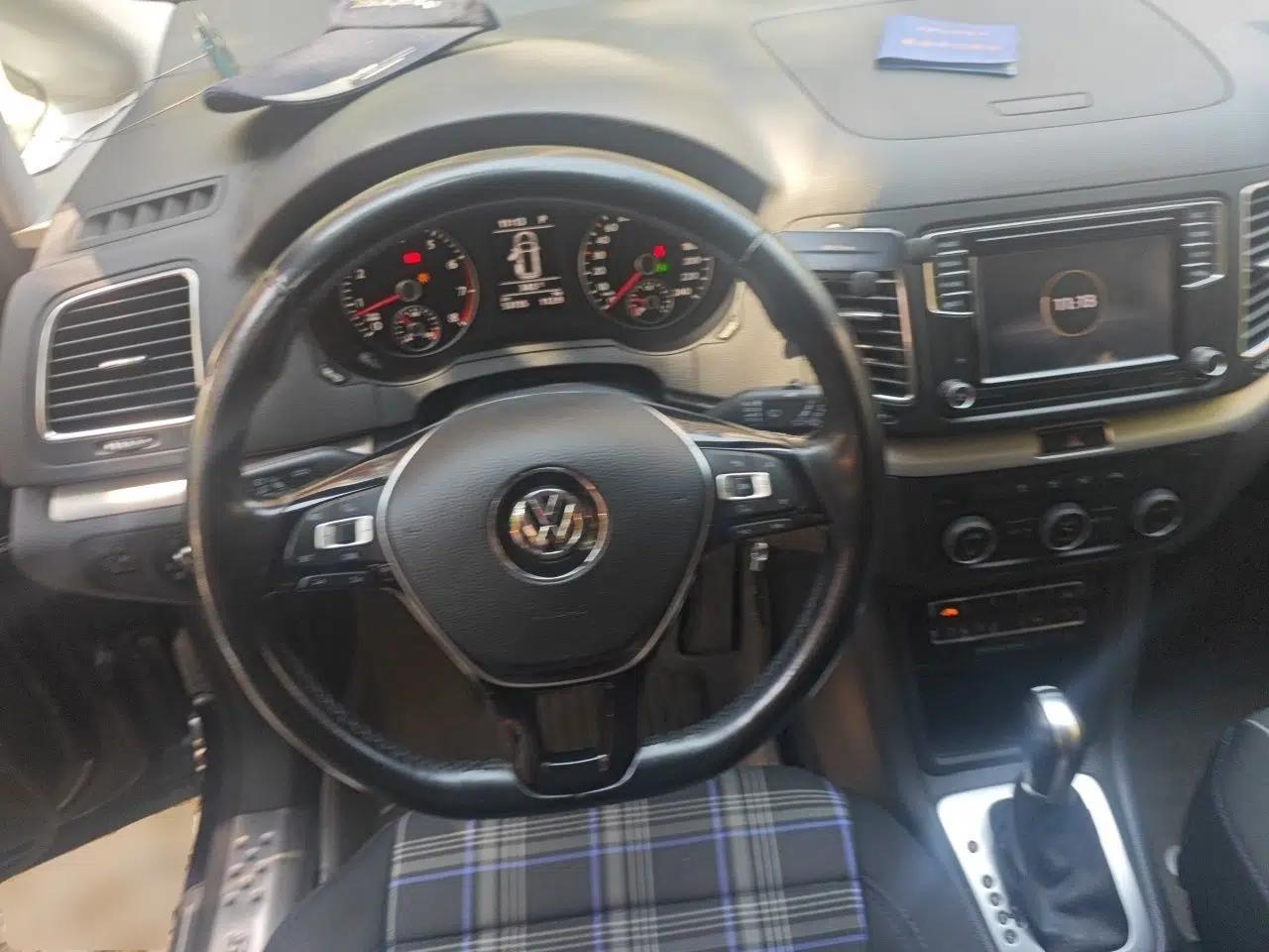 Volkswagen Sharan 2016 380TSI Comfort Edition 7-Seater — миниатюра 10