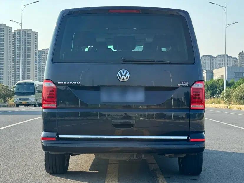 Volkswagen Multivan 2017 2.0 TSI 4x4 Prestige Edition 7-Seater — миниатюра 2