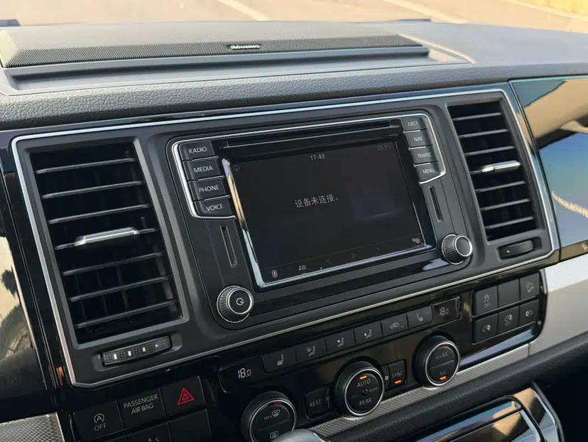 Volkswagen Multivan 2017 2.0 TSI 4x4 Prestige Edition 7-Seater — миниатюра 11