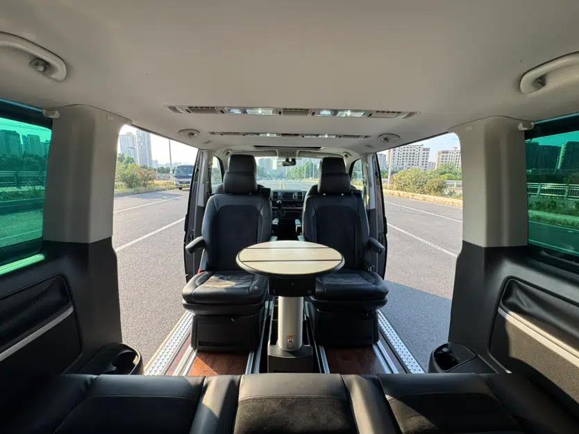 Volkswagen Multivan 2017 2.0 TSI 4x4 Prestige Edition 7-Seater — миниатюра 14