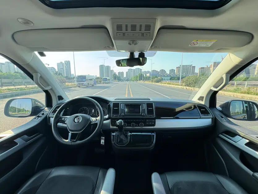 Volkswagen Multivan 2017 2.0 TSI 4x4 Prestige Edition 7-Seater — миниатюра 18