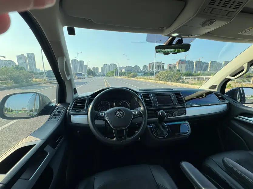 Volkswagen Multivan 2017 2.0 TSI 4x4 Prestige Edition 7-Seater — миниатюра 27
