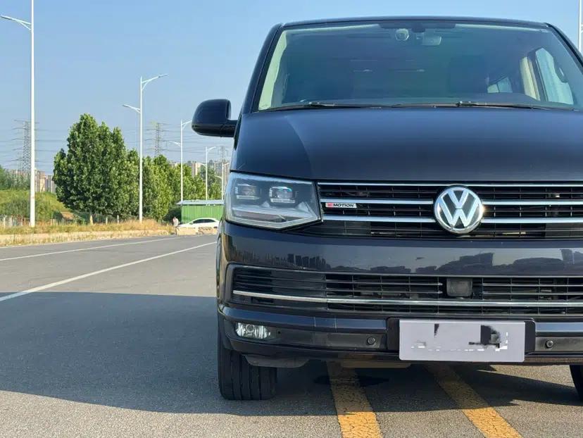 Volkswagen Multivan 2017 2.0 TSI 4x4 Prestige Edition 7-Seater — миниатюра 5