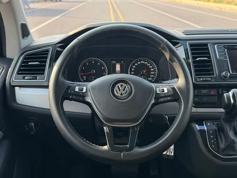 Volkswagen Multivan 2017 2.0 TSI 4x4 Prestige Edition 7-Seater — миниатюра 8