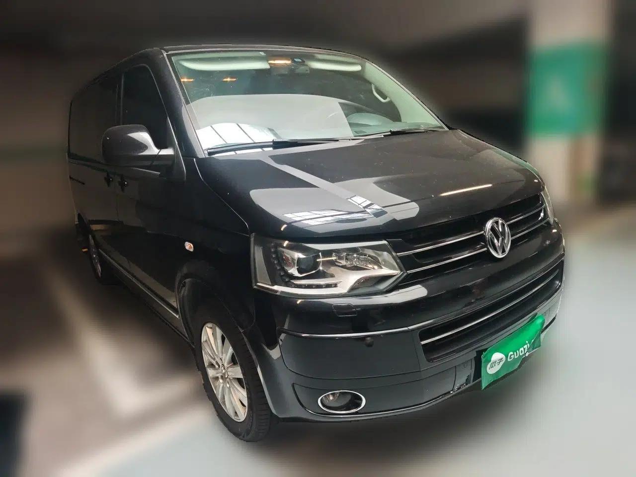Volkswagen Multivan 2012 2.0 TSI Two-Wheel-Drive Luxury Edition — миниатюра 3