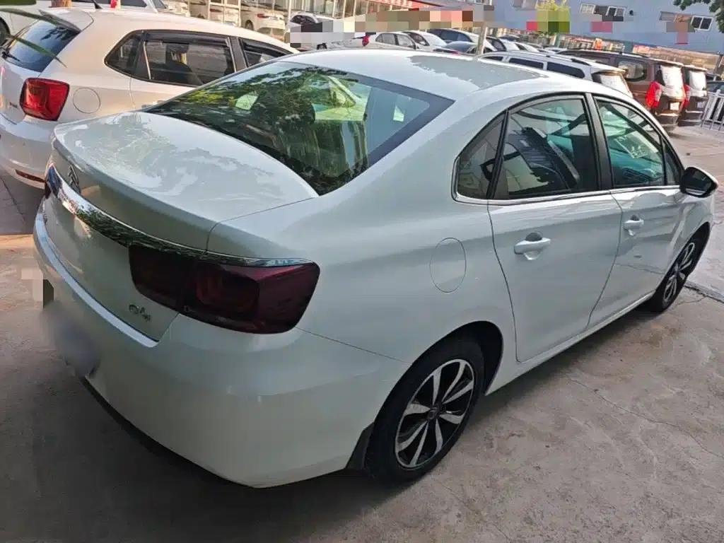 Citroën C4 2018 1.6L Automatic Luxury — миниатюра 7
