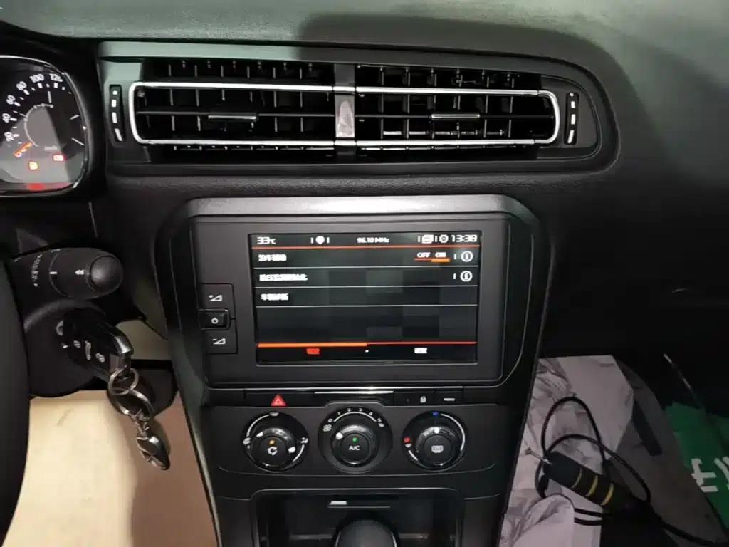 Citroën C4 2018 1.6L Automatic Luxury — миниатюра 13