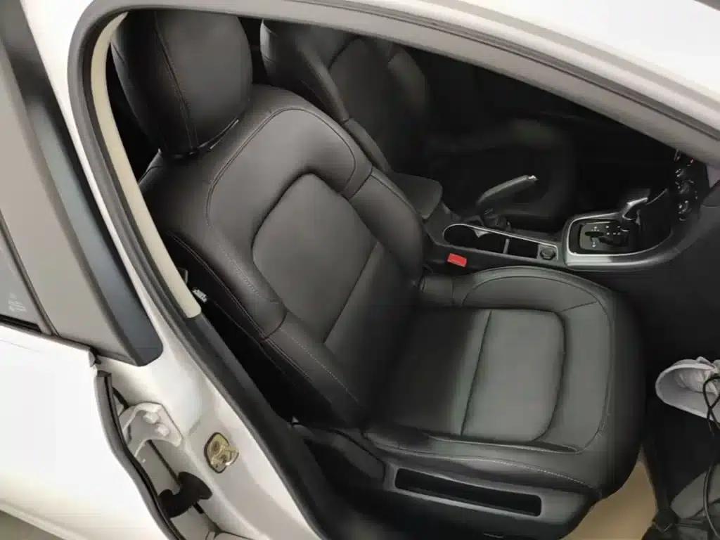 Citroën C4 2018 1.6L Automatic Luxury — миниатюра 25