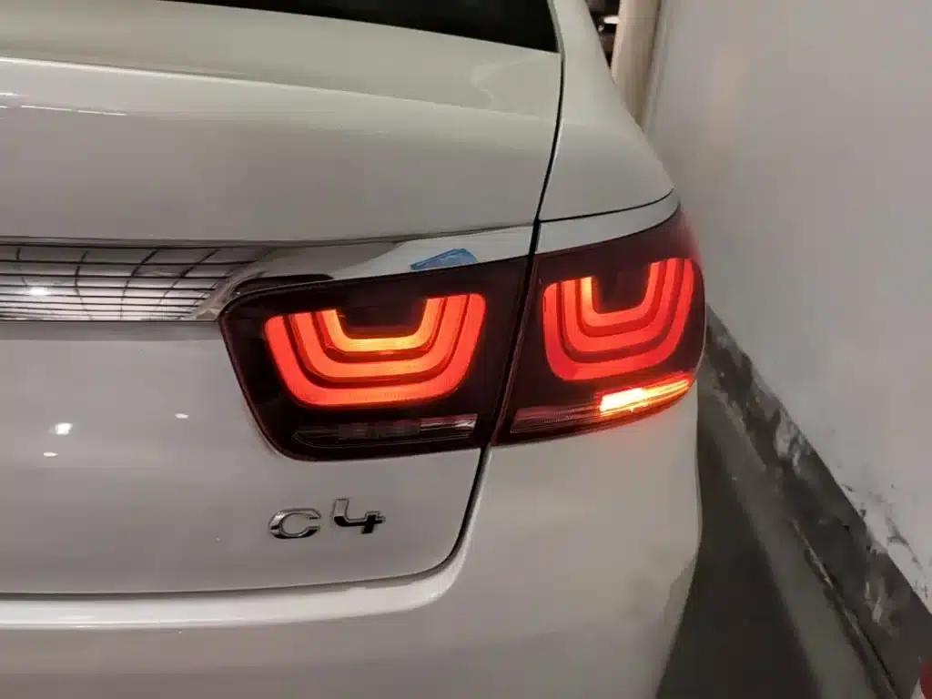 Citroën C4 2018 1.6L Automatic Luxury — миниатюра 8