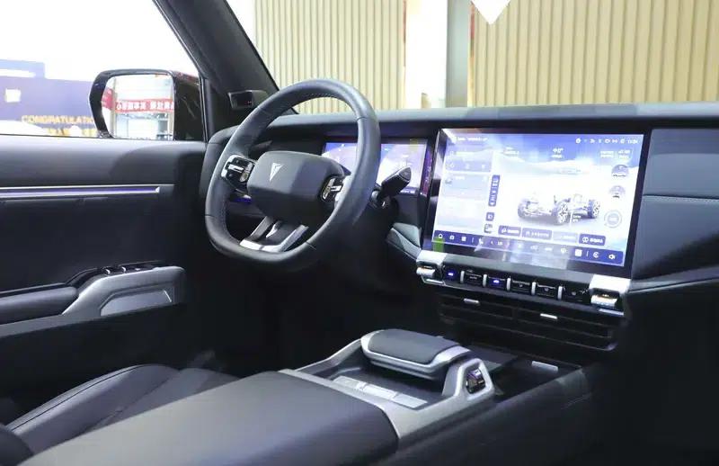 Dark Blue G318 2024 Model, 4WD Air Suspension Version — миниатюра 15