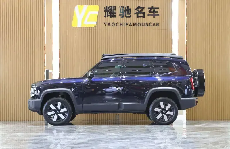 Dark Blue G318 2024 Model, 4WD Air Suspension Version — миниатюра 3