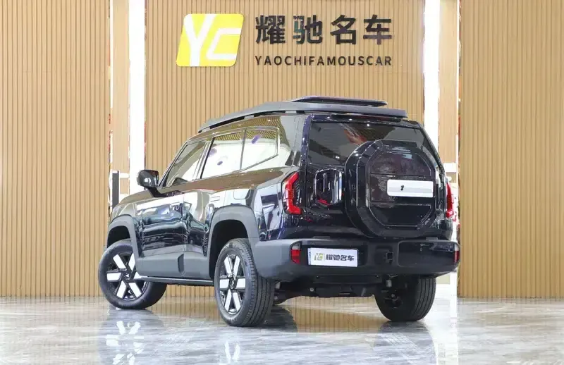 Dark Blue G318 2024 Model, 4WD Air Suspension Version — миниатюра 4