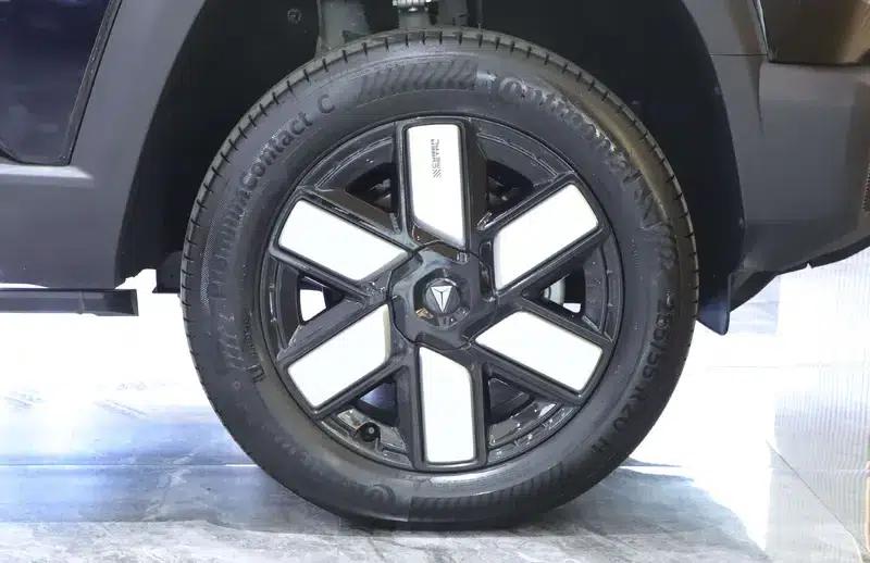 Dark Blue G318 2024 Model, 4WD Air Suspension Version — миниатюра 9