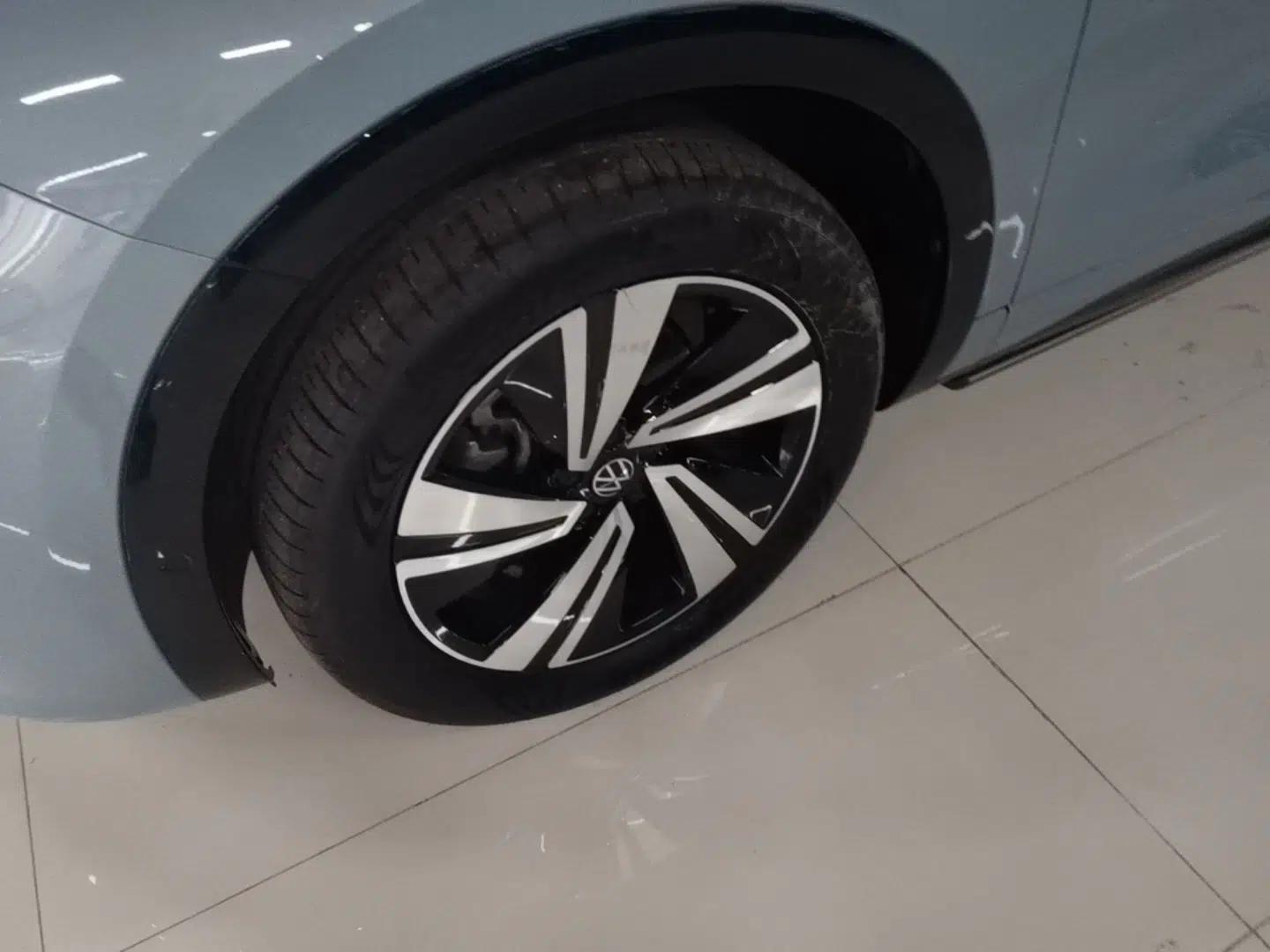 Volkswagen Tavendor 2023 380TSI Four-Wheel Drive R-Line Cruise Edition — миниатюра 10