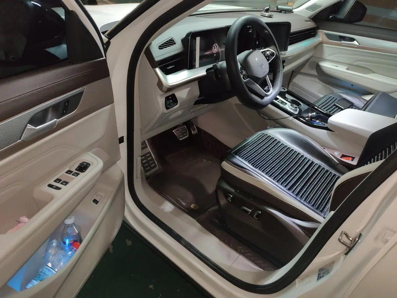 Volkswagen Tavendor 2023 380TSI Four-Wheel Drive R-Line Cruise Edition — миниатюра 16