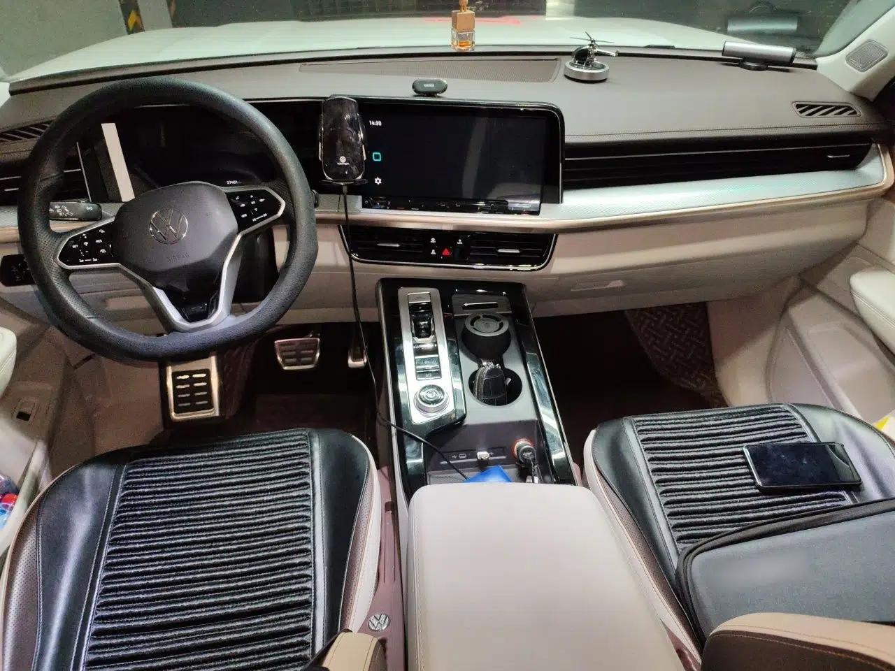 Volkswagen Tavendor 2023 380TSI Four-Wheel Drive R-Line Cruise Edition — миниатюра 9