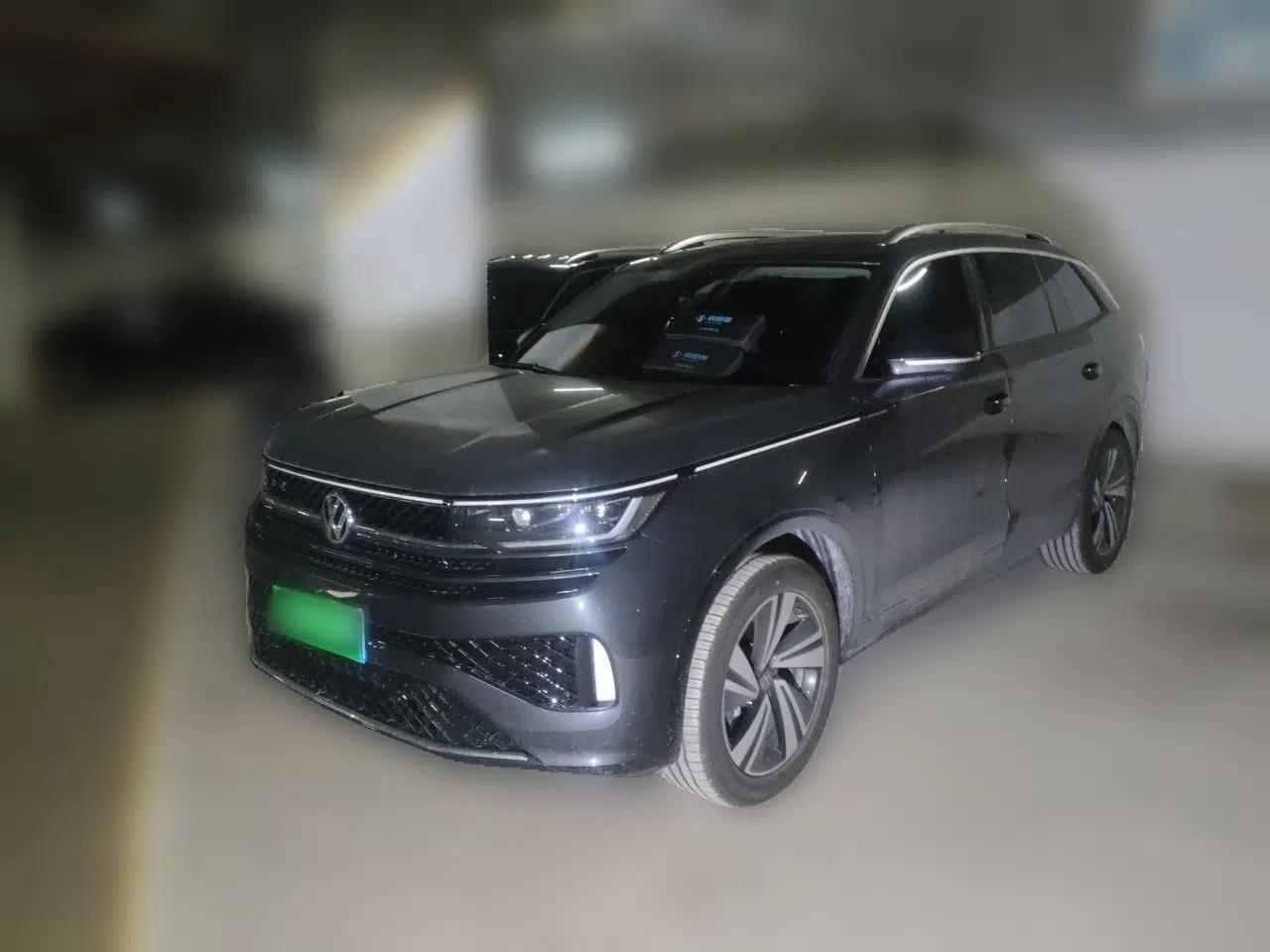 Volkswagen Tavendor 2024 Facelifted 380TSI All-Wheel Drive R-Line Cruise Premium Edition — миниатюра 1
