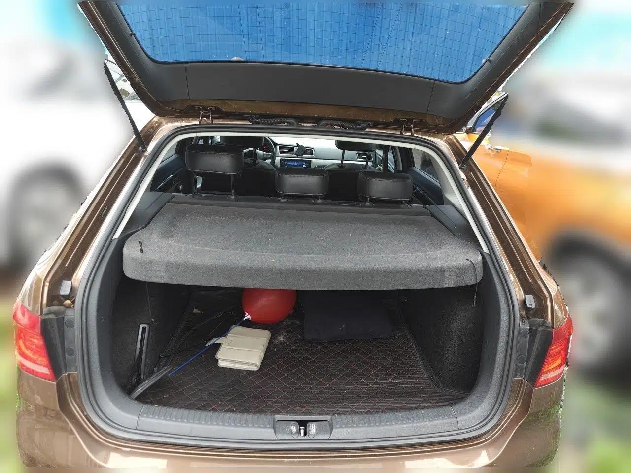 Volkswagen Cross Lavida 2014 1.6L Automatic — миниатюра 19